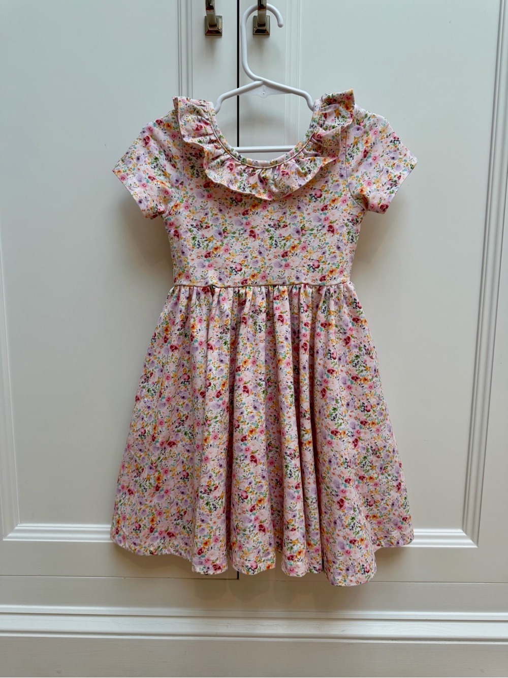 NWT Ollie Jay Girls Floral Twirl Dress Size 4 Ruffle Neck Pink Cottagecore